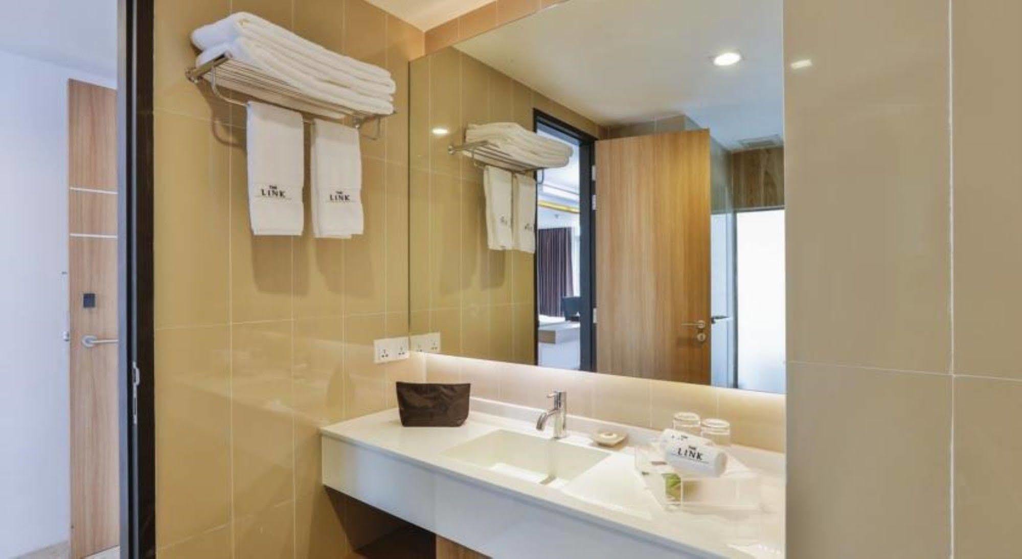 Hotel The Link Boutique Yangon